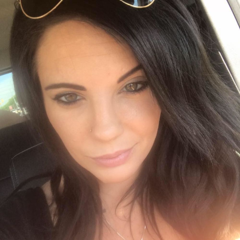 Meet your Posher, Noelle